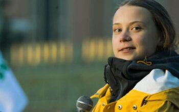 Aktivis Lingkungan Greta Thunberg di Tangkap Lagi 4 Greta Thunberg